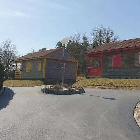 Chalet Chalet Hibiscus Pour 6 Prix Semaine Blavignac
